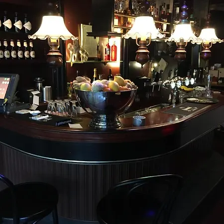Couette-café De La Ruine Valkenburg aan de Geul