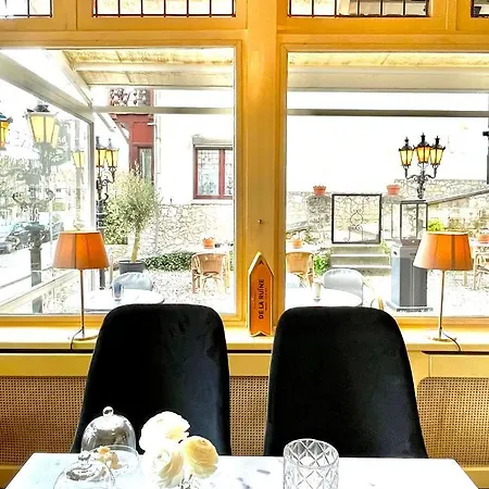 De La Ruine Couette-café 2*