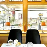 De La Ruïne Bed & Breakfast 2*