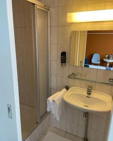 De La Ruine Alojamento de Acomodação e Pequeno-almoço 2*